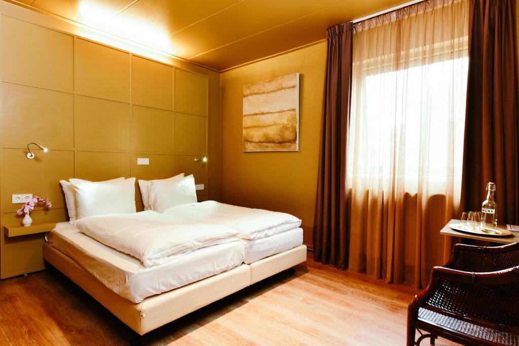 Hotel Raecks 하를렘 외부 사진