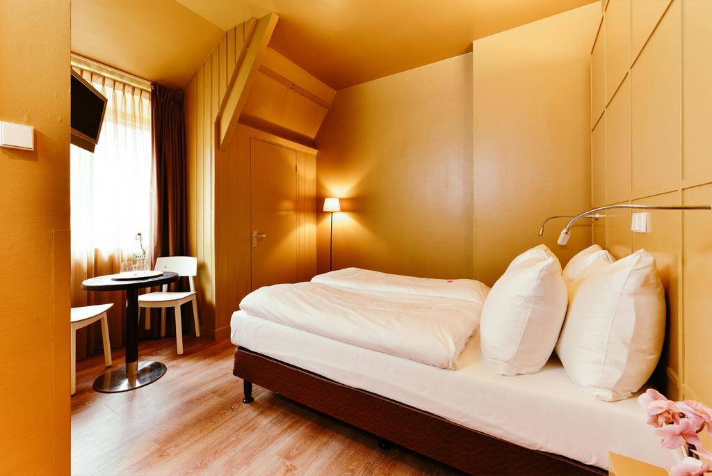 Hotel Raecks 하를렘 외부 사진