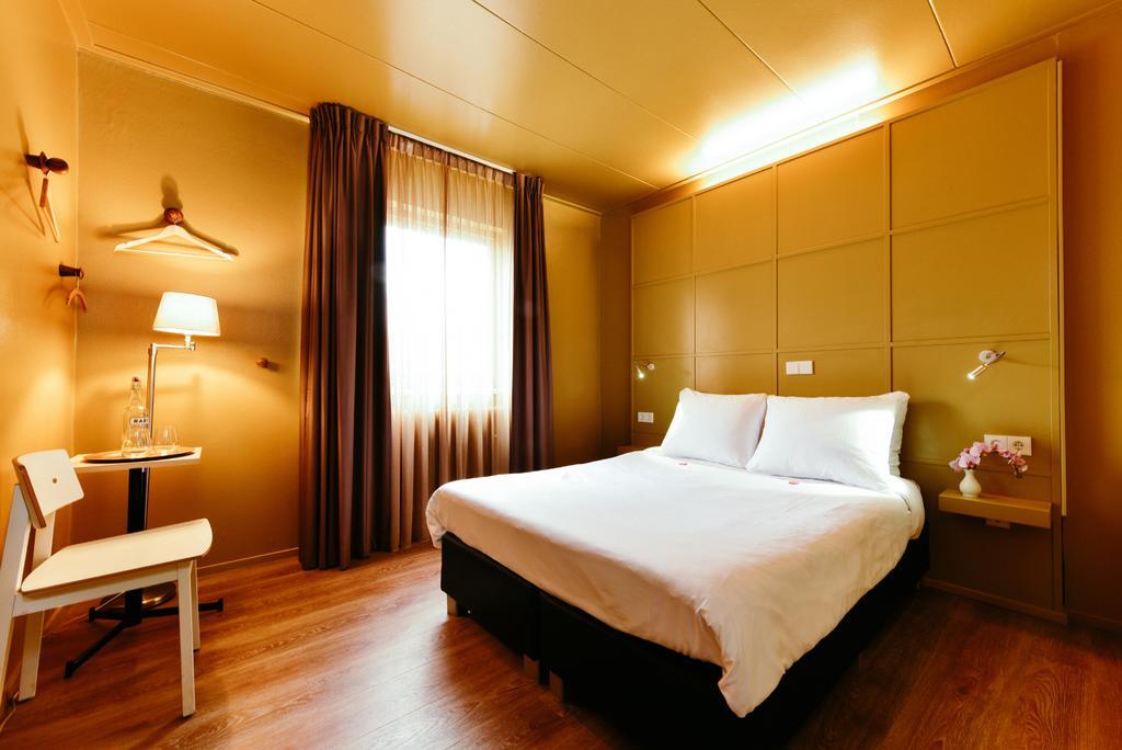 Hotel Raecks 하를렘 외부 사진